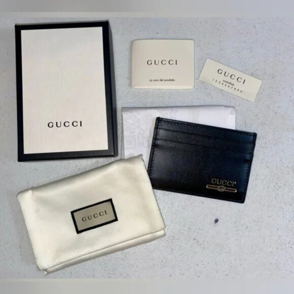 Pick a peach is back...Gucci, Kate, Michael, Dooney OOOOOOOOO the GIFTS - Picture 3 of 6
